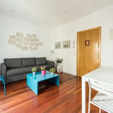 El Hogar De Pizarro Appartement Madrid Buitenkant foto